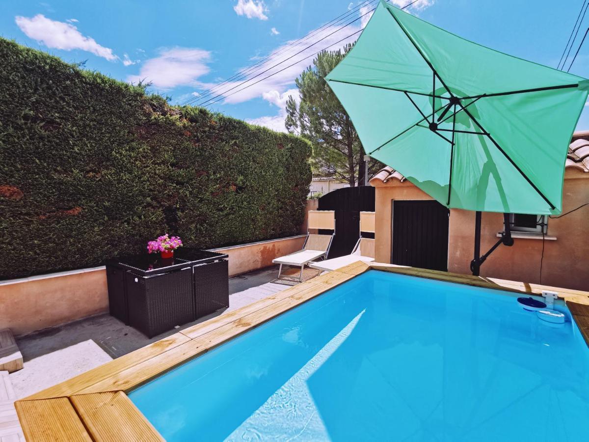 Studio Privatif Climatise , Terrasse Et Piscine Pernes-les-Fontaines Exterior photo